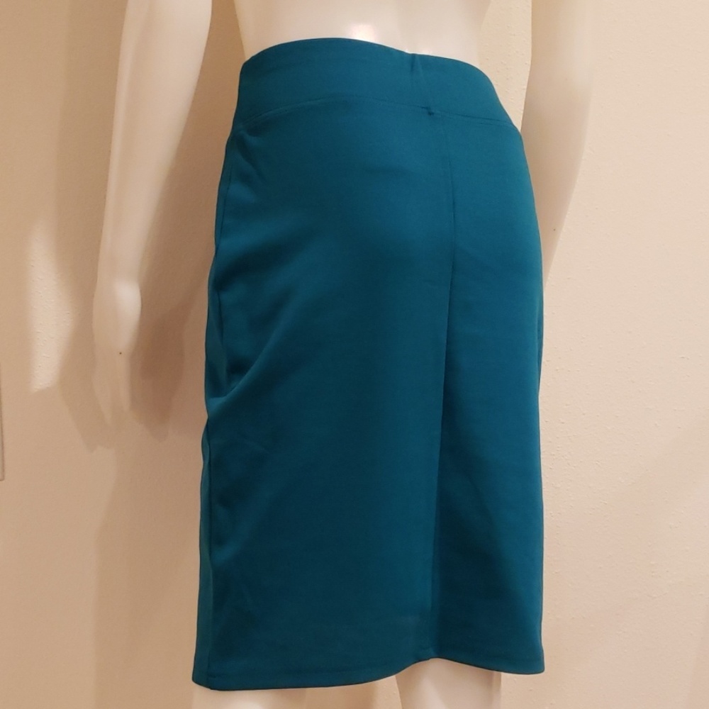 New no tag. Style & Co Pencil Skirt - Picture 4 of 8